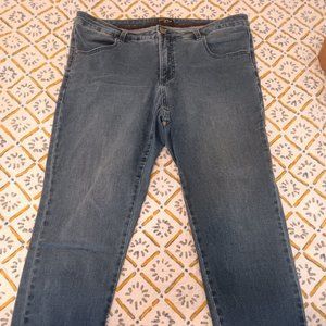 Universal Standard mid rise skinny cropped jeans